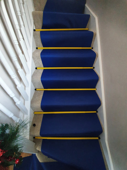 5 m blue with stair rods Neoprene floor runners are the perfect solution to high traffic areas where protection is needed from foot traffic, water and dirt. neoprene floor runners can be used on all types of flooring from carpet, tiles, wood and stone. Neoprene floor runners are waterproof and can be cut from 1m to 30m. Neoprene floor runners are waterproof but also wick moisture from shoes to stop it transferring into the property. they can be hung and dried over night ready for repeat usage. 